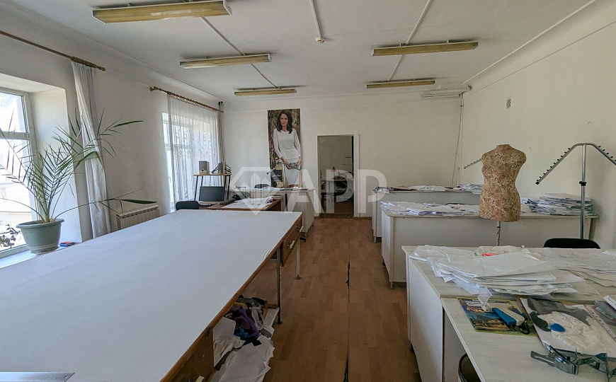 Сдам офисное помещение, 160 м² фото