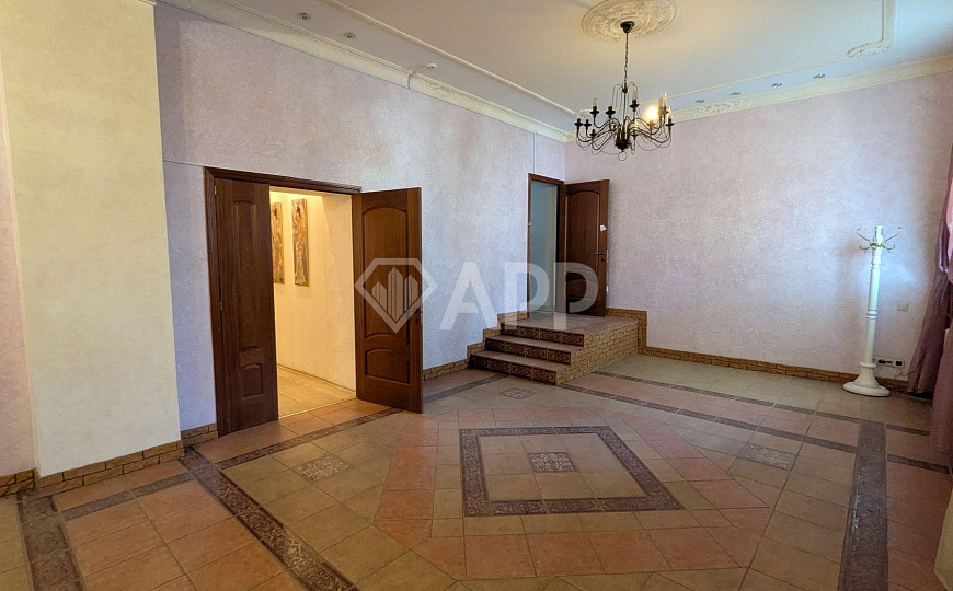 Сдам офисное помещение, 160 м² фото