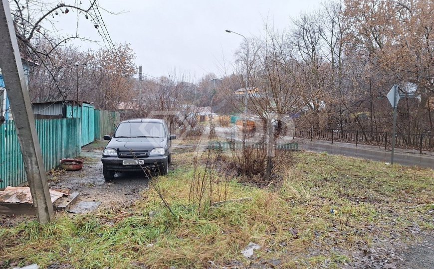 Сдам земельный участок в центре, 6,5соток. фото
