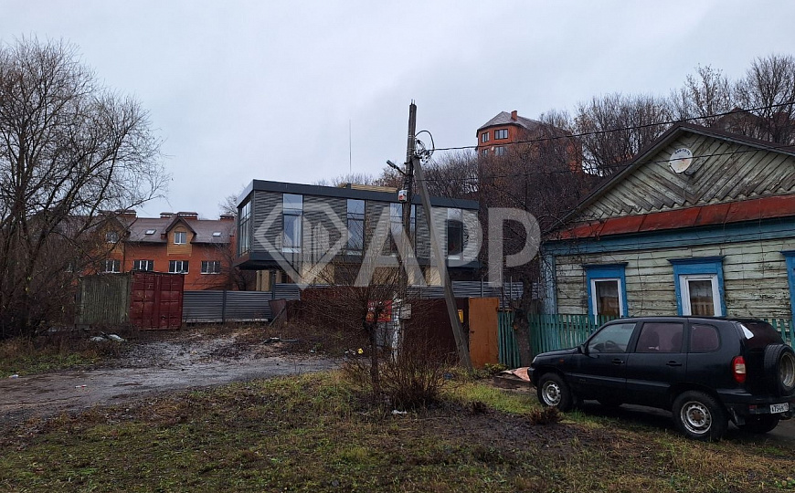 Сдам земельный участок в центре, 6,5соток. фото