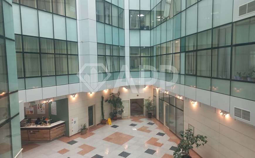 Сдаю помещение центр с ремонтом, 408 м² фото