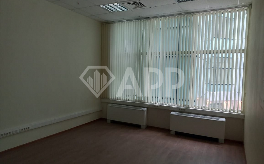 Сдаю помещение центр с ремонтом, 408 м² фото