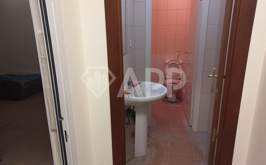 Сдаю помещение центр с ремонтом, 408 м² фото