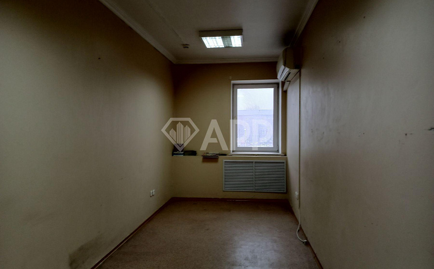 Сдам здание, 3 этажа 794м2 фото