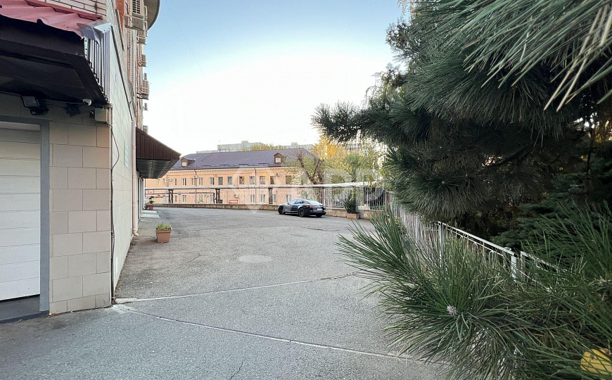 Продаю коммерческое помещение с ремонтом в районе Авроры, 175 м² фото