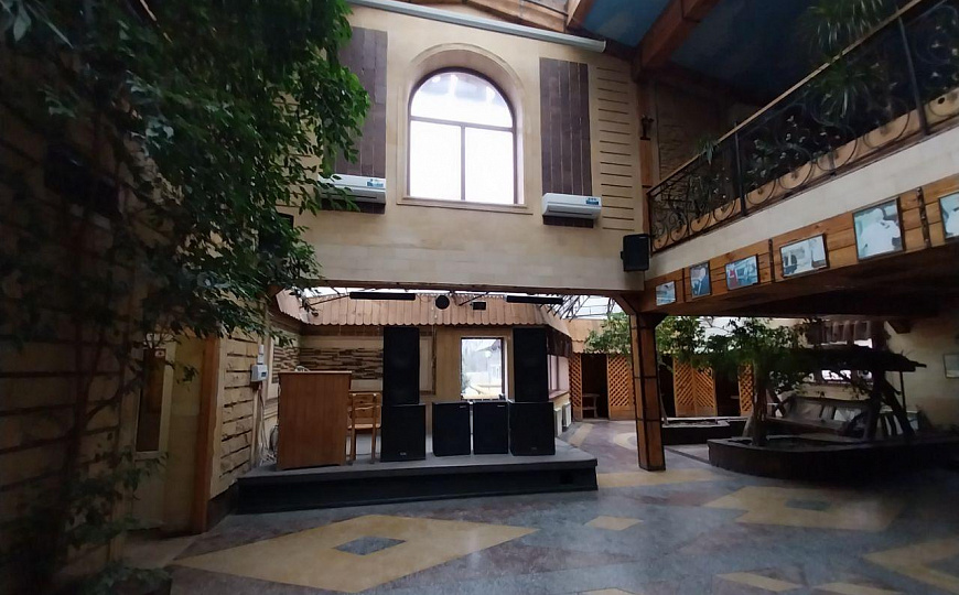 Помещение свободного назначения (комплекс зданий), 1 300 м² фото