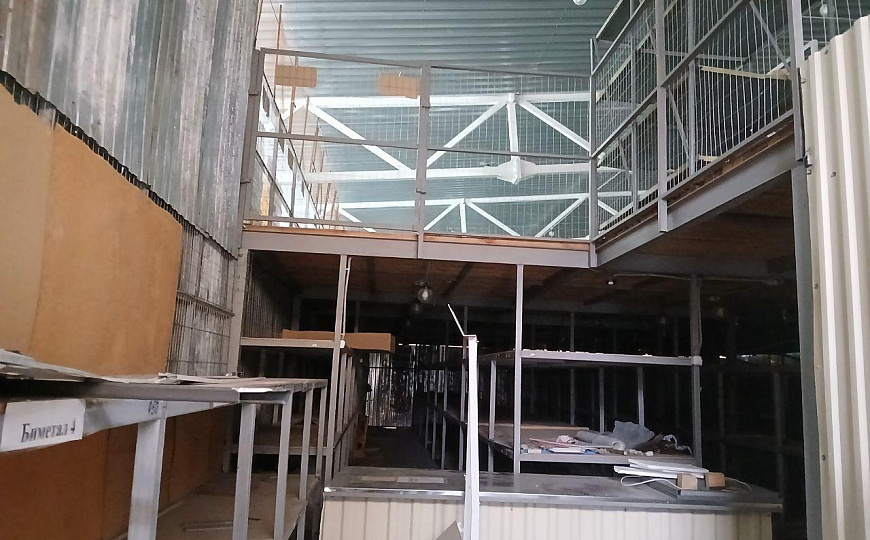 Теплый склад с воротами 295 м2 фото