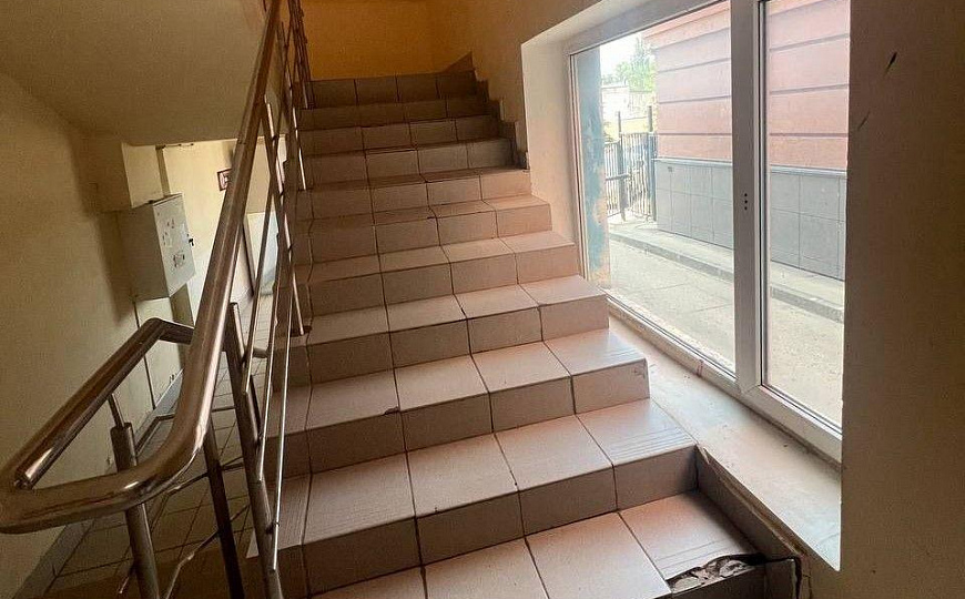 Офис 93,5 м2 в деловом центре с арендатором фото