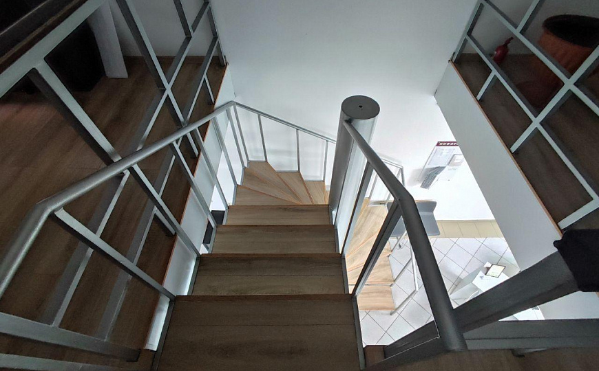 Автосалон, Офис,  Выставочный зал, 275 м2 фото