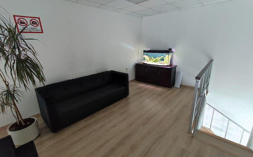 Автосалон, Офис,  Выставочный зал, 275 м2 фото