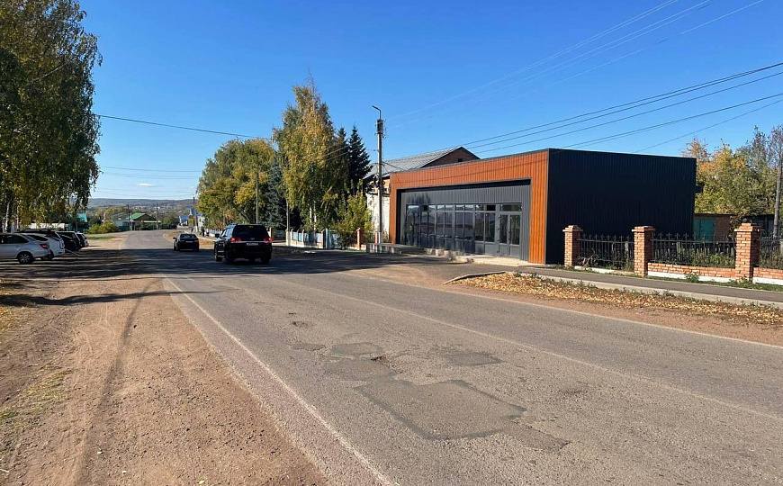 Коммерческое помещение на красной линии фото