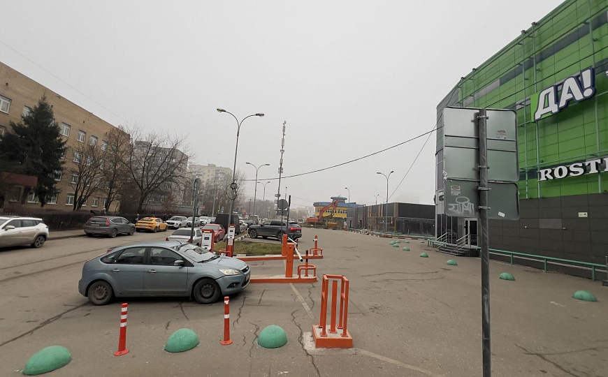 Сдам помещение в ТЦ , от 300 до 1 500 м² фото