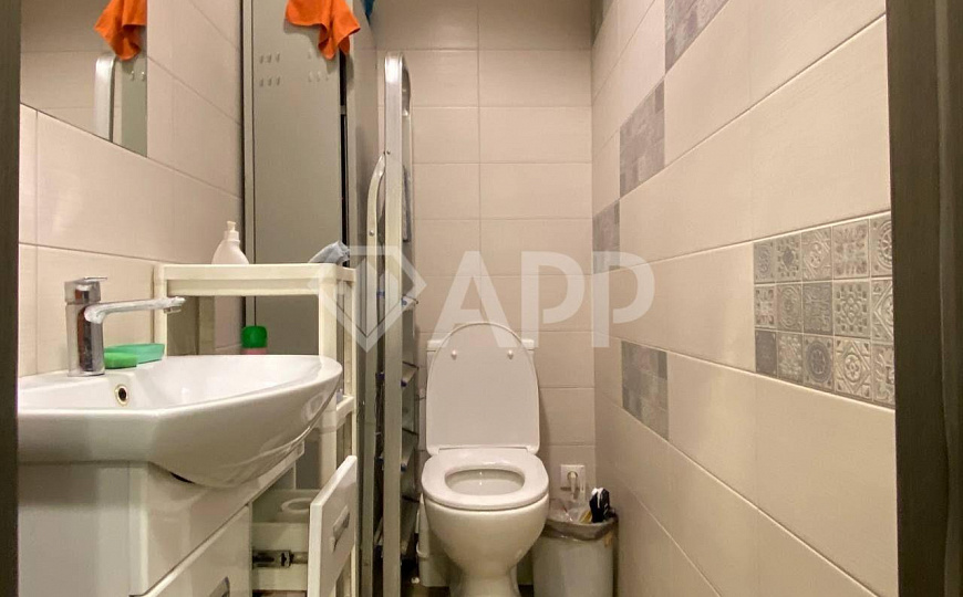 Помещение с панорамным окнами в центре, 138м² фото