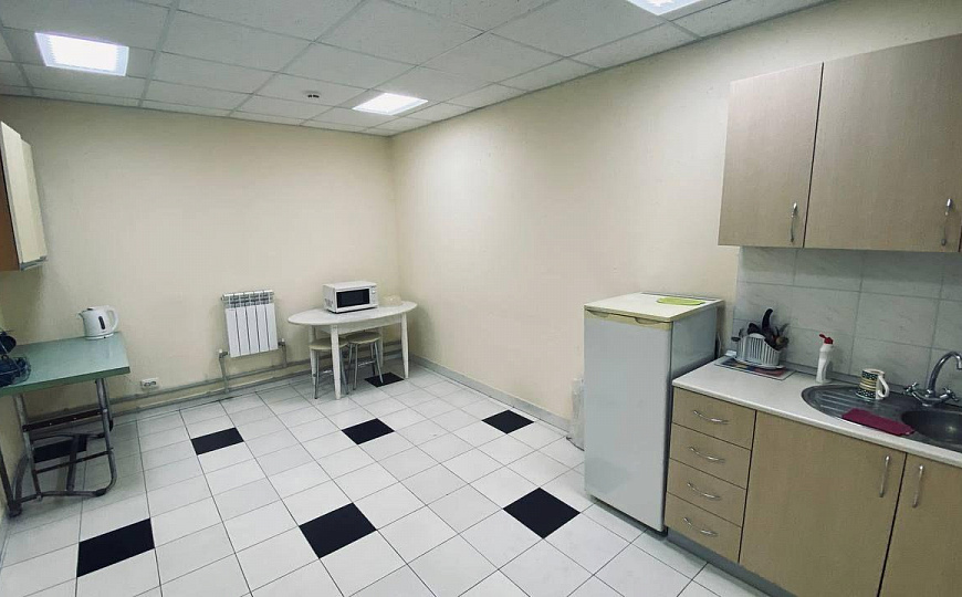 Офис 170 м2 + Теплый склад 230 м2 фото