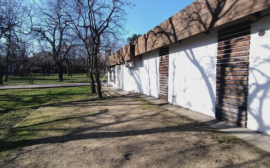 Продаю отдельно стоящее здание, 538,6 м² фото