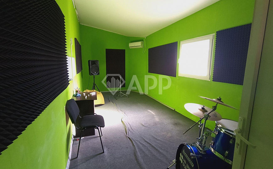 Продаю отдельно стоящее здание, 538,6 м² фото