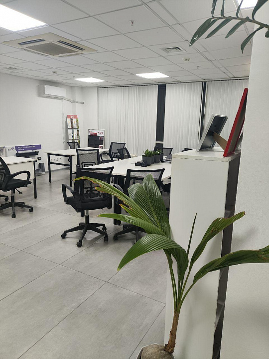 Сдам бизнес-центр/офисный центр, 150 м² фото