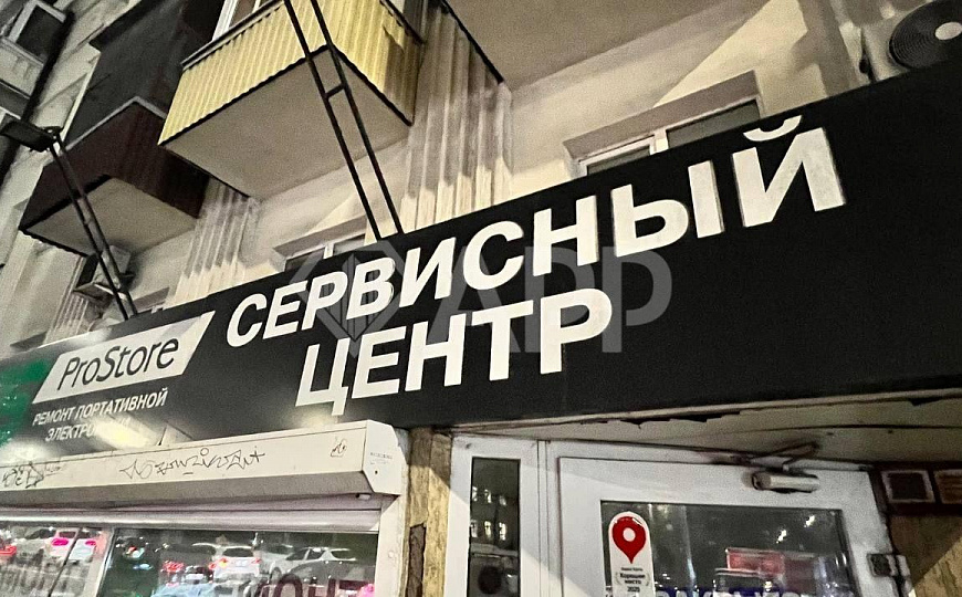 Торговое/3 витрины/Трафик/Ремонт/Парковка фото