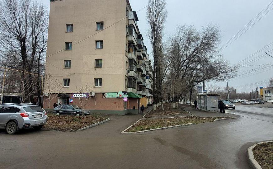 Московское шоссе на трафике 41,5 м2!!! фото