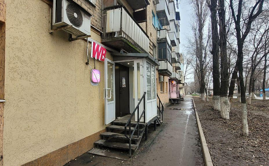 Московское шоссе на трафике 41,5 м2!!! фото