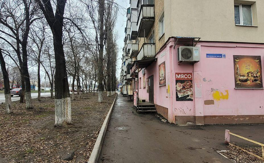 Московское шоссе на трафике 41,5 м2!!! фото