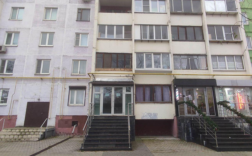 Сдам торговое помещение 38 м² на высоком трафике фото