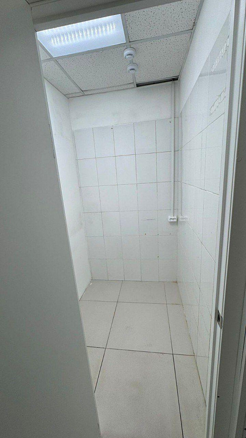 Сдам торговое помещение 38 м² на высоком трафике фото