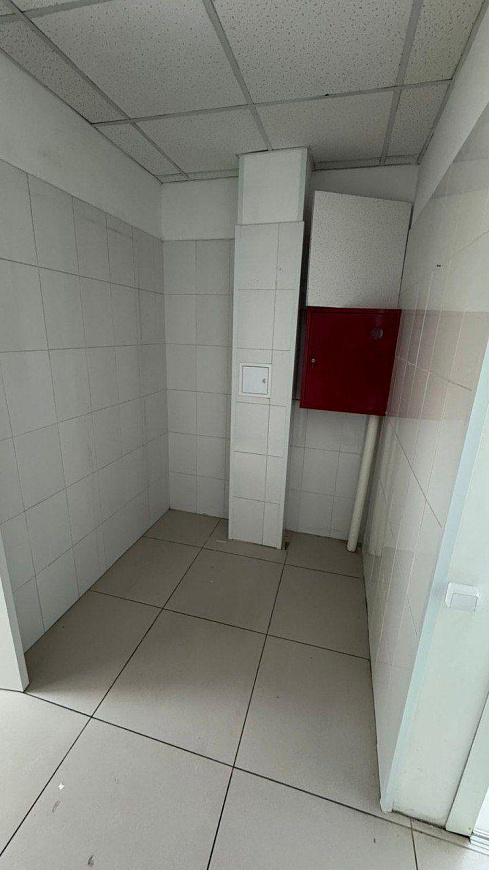 Сдам торговое помещение 38 м² на высоком трафике фото