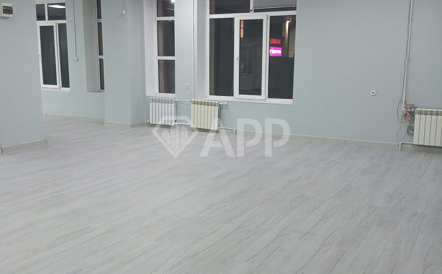 Зал 125 м2 на 2 этаже фото