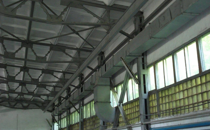 Производственное помещение с землей фото