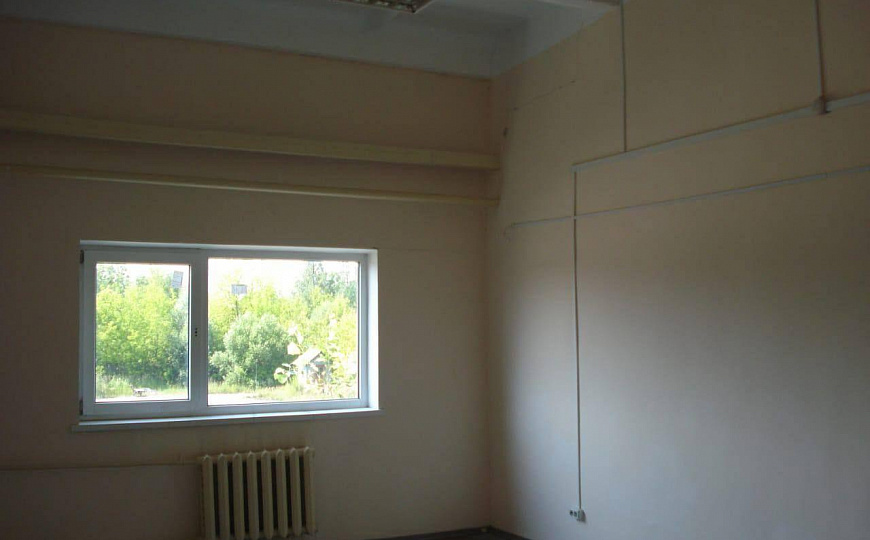 Производственное помещение с землей фото