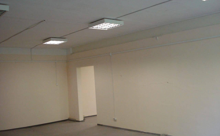 Производственное помещение с землей фото