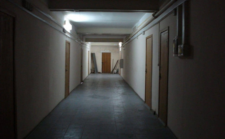 Производственное помещение с землей фото