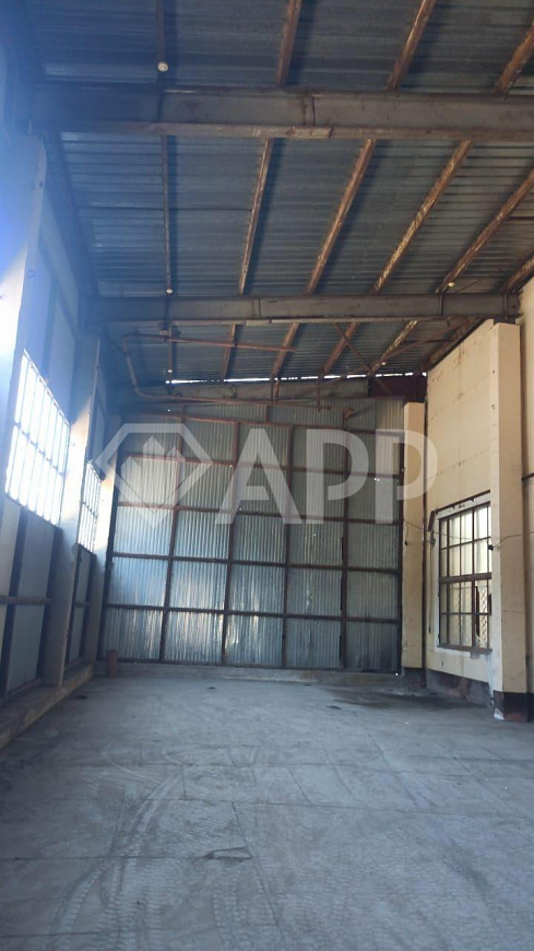 Сдаю складское помещение, 593 м² фото