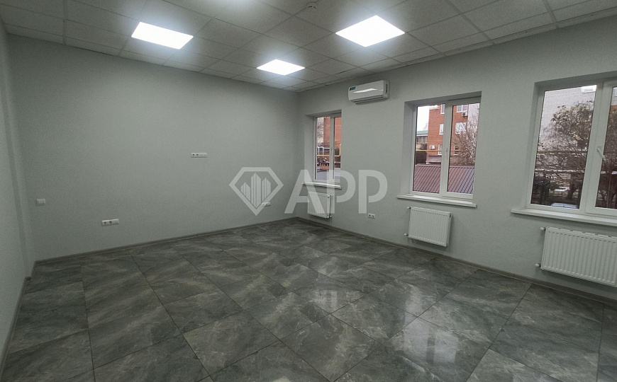 Продам офисные помещение в БЦ в центре, 117 м² фото