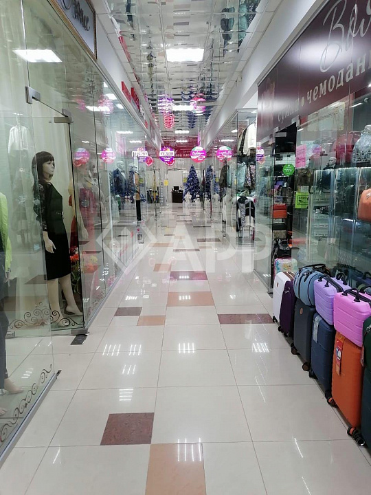 Сдам торговое помещение, 27 м² фото