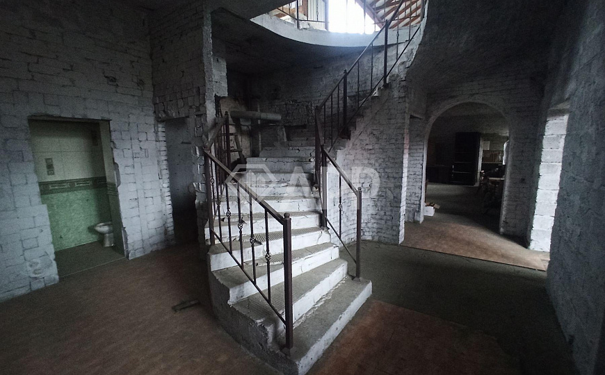 Сдам отдельно стоящее здание в центре, 670 м² фото