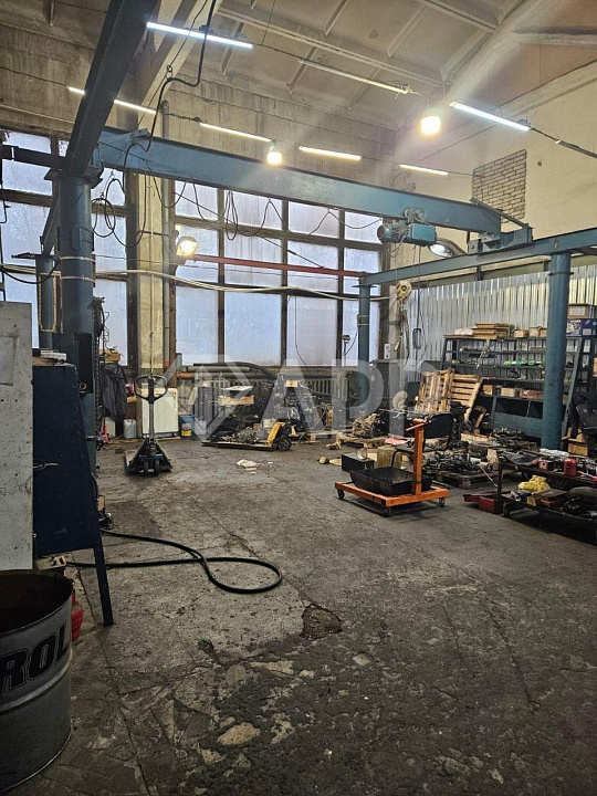 Теплое производство или автосервис 900 м2 фото