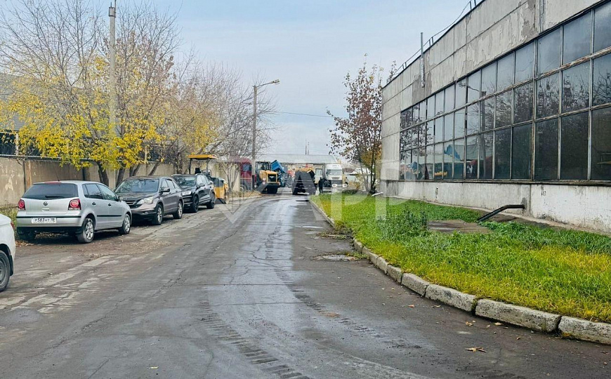 Теплое производство или автосервис 900 м2 фото