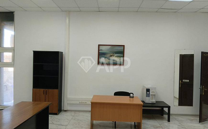 Сдам офисные помещения в центре города, от 17,9 до 67,6 м² фото