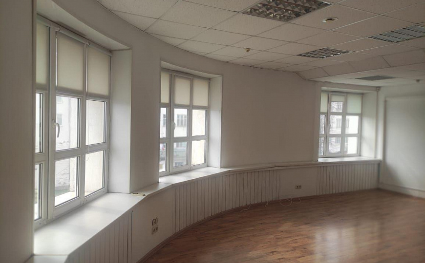 Сдаются офисы в центре фото