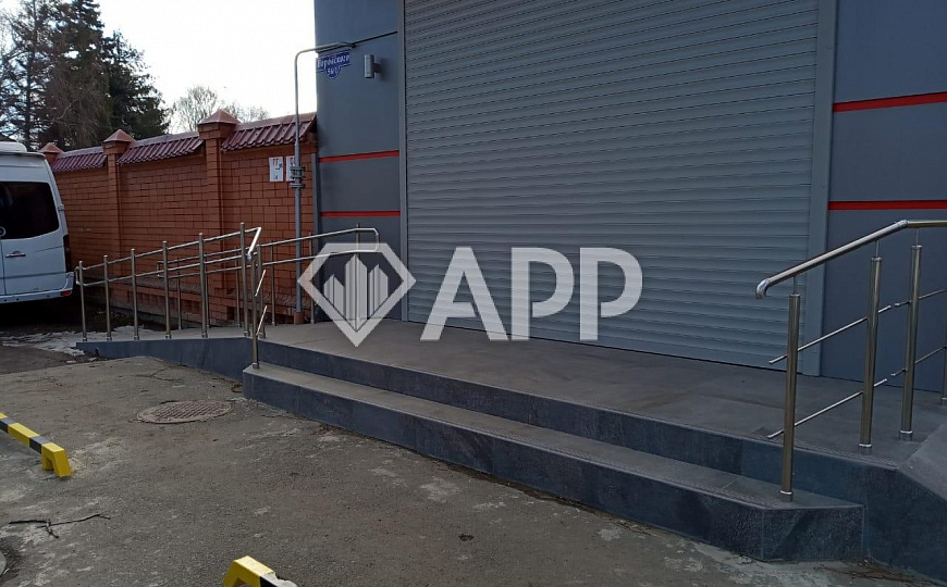 Сдам помещение свободного назначения, 500 м², Возможна аренда от 250 до 500 м².  фото
