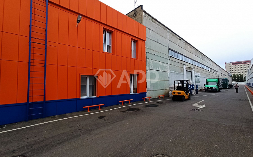 Сдаю складское помещение, 624 м² фото