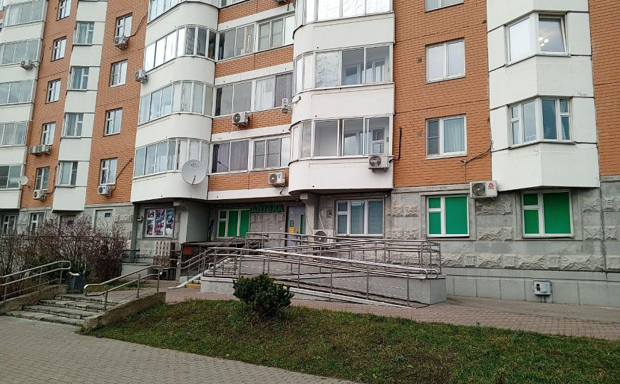 Аренда помещения на 1 этаже фото