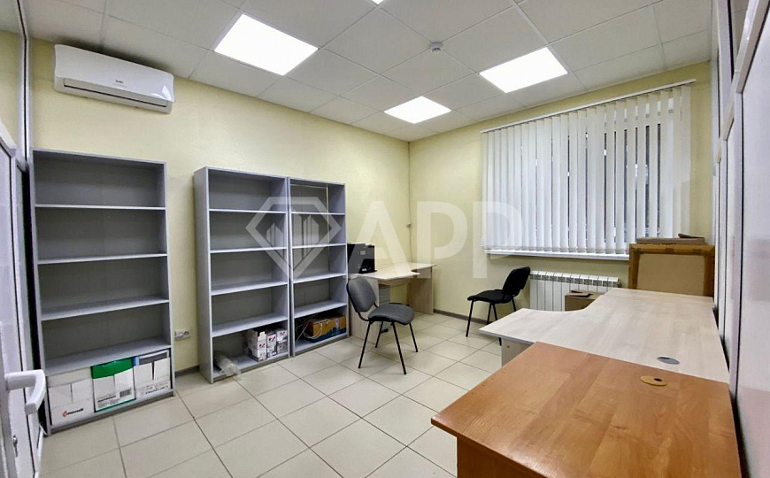 Помещение свободной планировки в центре, 133м² фото