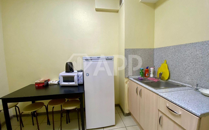 Помещение свободной планировки в центре, 133м² фото