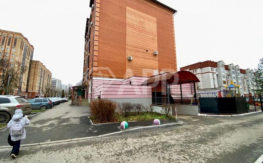 Помещение свободной планировки в центре, 133м² фото