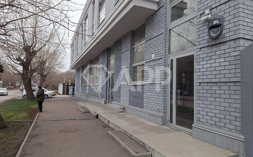 Сдам помещение в центре с дебаркадером, 177,5м² фото