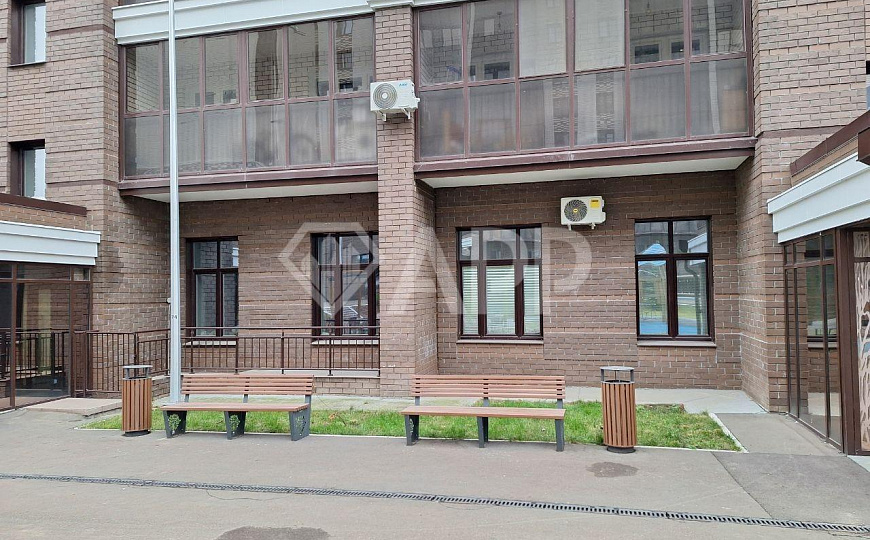 Сдам помещение в новом ЖК, 56м² фото