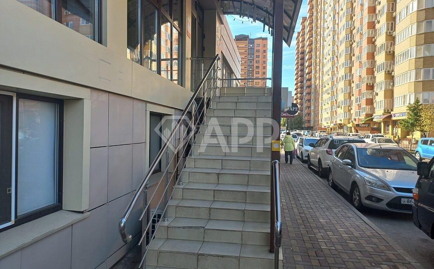 Сдаю 1 этаж 1 линия с ремонтом, 135 м² фото